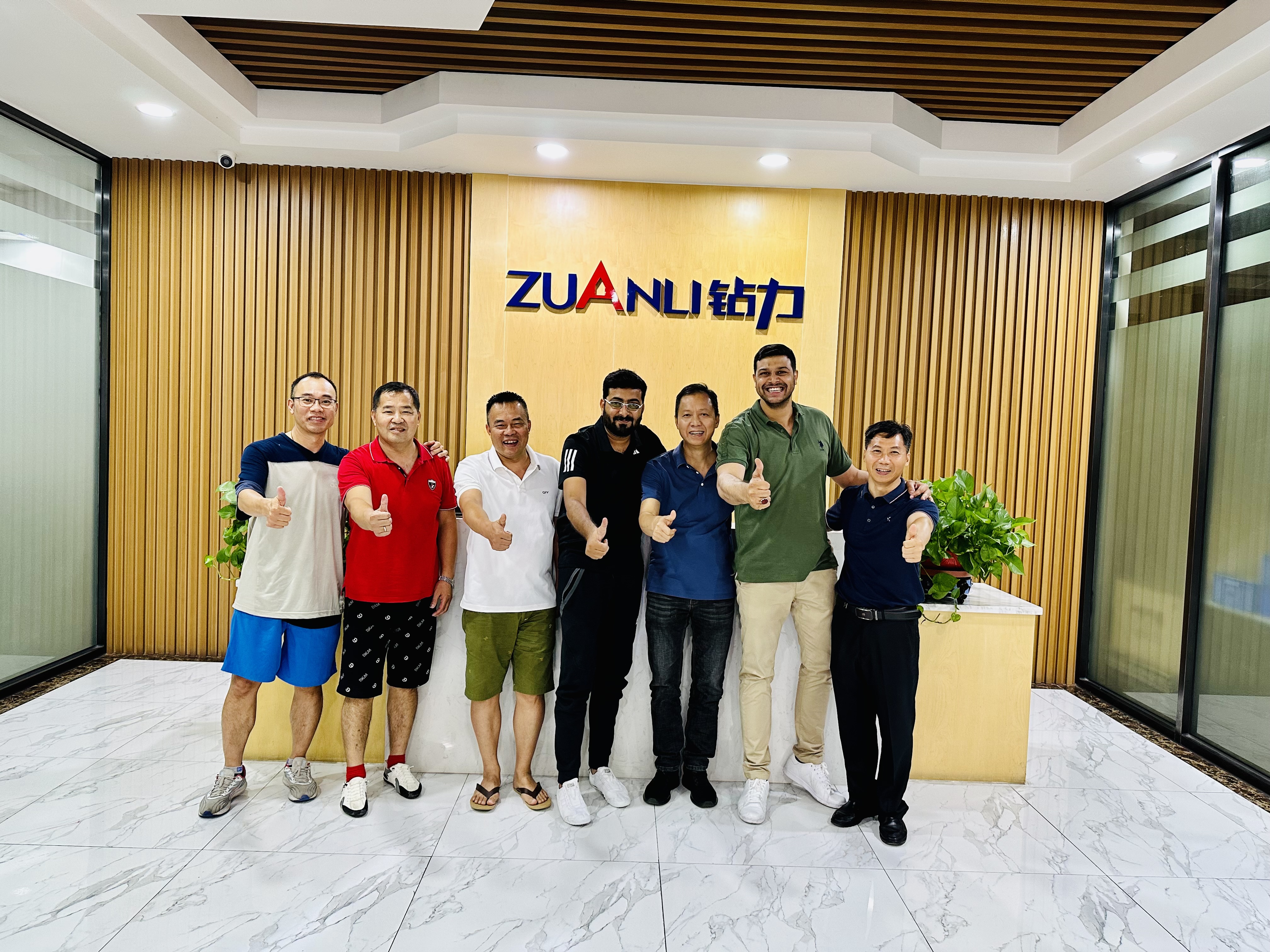 تاجر مضخة RO Booster Come و Turst Zuani Company.
