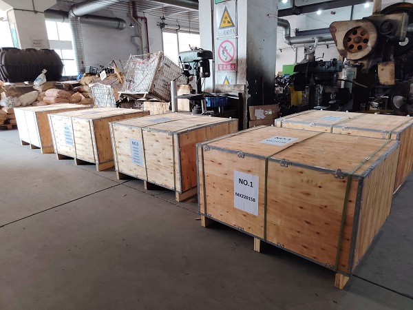 نأمل أن يستمر الأمل في لعب أدوار قوالب حقن البلاستيك في المصنع الجديد.